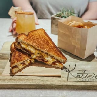 Pimento Grilled Cheese